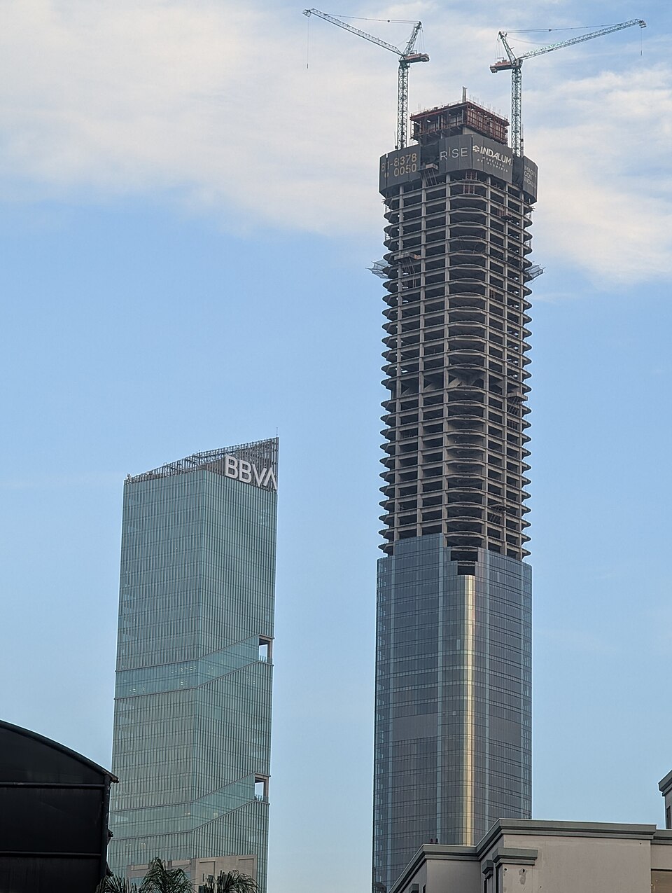 Torre Rise under construction in Monterrey